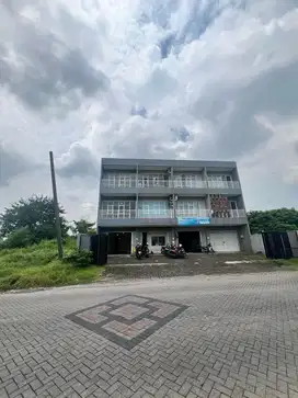 Ruko dian istana deket mayjen sungkono pakuwon mall graha family
