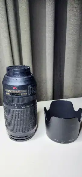 TURUN HARGA TERMURAH! Lensa Nikon AFS 70-300mm F 4.5-5.6 G VR