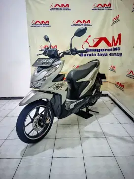 Ready Honda Beat Street Tahun 2022 warna silver