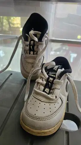 PRELOVED - Sepatu anak Merk orginal NIKE