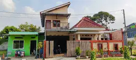 RUMAH 2 LANTAI SIAP HUNI BANYUMANIK