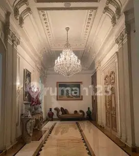 Dijual Rumah Mewah Mediterania Resort Pik