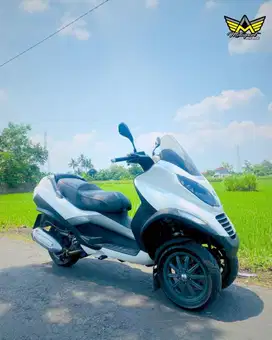 Piaggio vespa MP3ei xmax Forza GT200