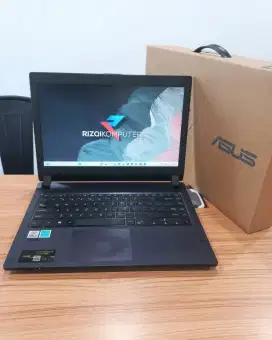 ASUS Pro P1440FA Intel Core i5-10210U
Ram 8GB
SSD 512GB Siap Pakai