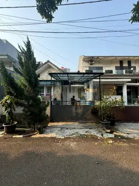Dijual rumah serpong park jelupang