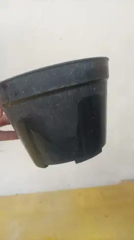 Dijual Pot Plastik Hitam ukuran 15