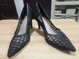 Sepatu High Heels PEDRO size 37, Jaring Hitam, COD Cijantung dsk