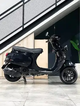 Super Keren ‼️Piaggio Vespa S125 Black th 2021 - Radhe Mustika