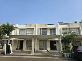 Rumah  6x12,5 semi furnished 3 AC PIK2 75 juta