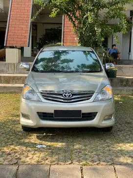 Toyota Kijang Innova 2011 Diesel