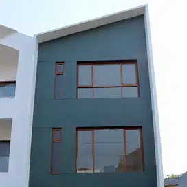 Dijual Rumah Siap Huni di Kelapa Cengkir Timur 6x18m2