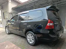 Nissan Grand livina 2012 Bensin