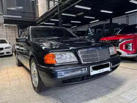 1997 Mercedes-Benz (W202) C 230 Classic M/T