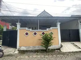 Rumah 1 Lantai Bagus Siap Huni Strategis Puri Indah Surabaya