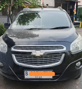 Chevrolet Spin LTZ 1.5 AT Matic Hitam