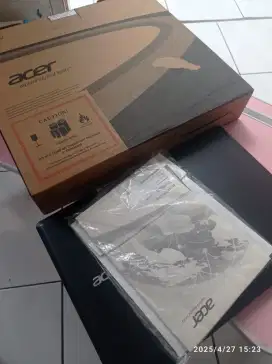Laptop ACER with box dus. Kondisi mati total