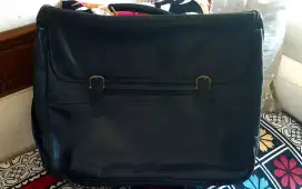 Traveling Bag Kulit