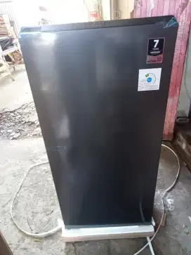 kulkas aqua 1pintu