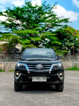 Toyota Fortuner VRZ 2.L Diesel A/T 2016