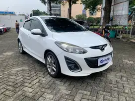 [OLX Mobbi] Mazda 2 Putih 1.5 R Bensin-MT 2014 1VU