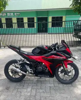 CBR 150R FERING