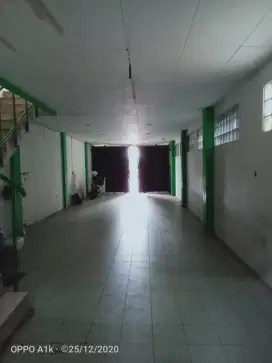 Disewakan ruko 3lt. Jln. Holis