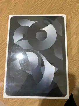 Apple iPad Air 5 Grey 2022 10.9 inch M1 Chip
256GB Wifi ( Resmi Ibox )