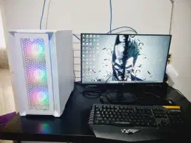 Komputer set untuk gamers atau desainer