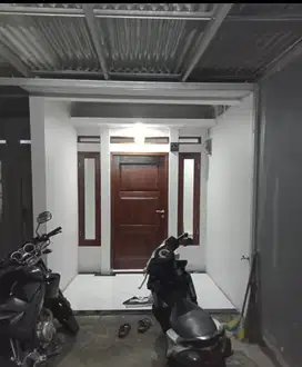 JUAL CEPAT RUMAH PINGGIR JALAN STRATEGIS