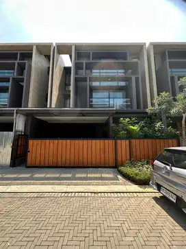 Jual Rumah Siap Huni BSD City
