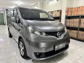 TDP 6JT! Nissan Evalia 1.5 XV AT 2012. Grey. Plat AA. Istimewa