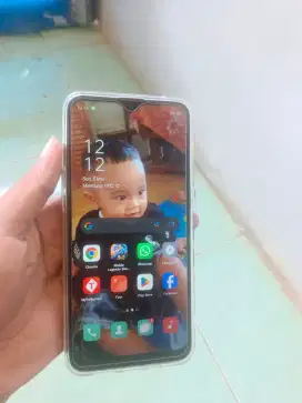 Oppo F9 6/64 garansi Resmi bukan refubis