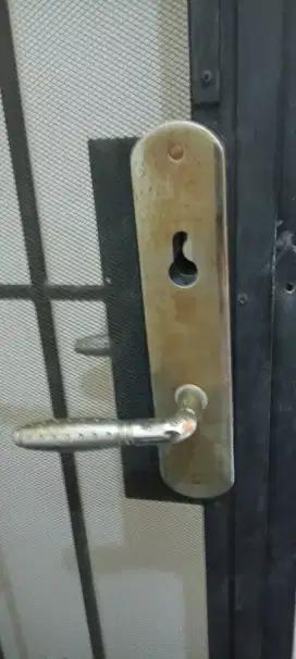 pintu teralis lengkap