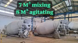 Concrete drum mixer / molen 8M3 agitating 7 M3 mixing