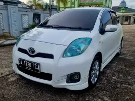 Toyota Yaris E Manual 2012 Orisinil Istimewa.Cash/Kredit