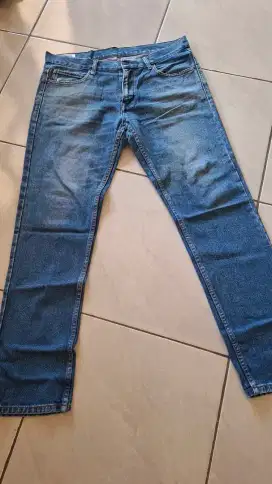 Celana jeans pria