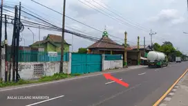 Gudang Bagus Terawat Sidoarjo Strategis Nol Raya Kletek, Taman