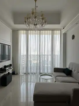 Disewakan apartemen cantik 2 kamar Taman Anggrek Residence