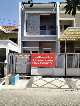 Rungkut Surabaya | Rumah Baru 2Lt 100 m² Rungkut Asri MERR UPN UINSA