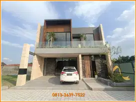 Townhouse Baru Palagan di Jongke Dekat SCH