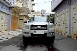 Ford Everest 2.5 XLT M/T 2009