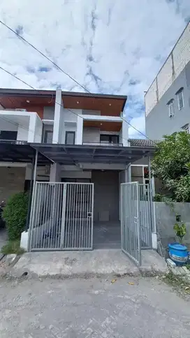 5 Menit dr UPN‼️Dijual Rumah Royal Paka Gununganyar