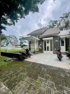Dijual Rumah Hook Plus Kelebihan Tanah Di Cluster Hill The Araya Malan