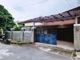 Rumah Nyaman & Luas Strategis Hook Di Lingkungan Premium Solo Baru