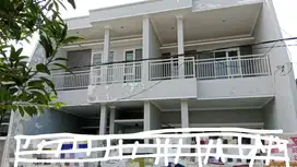 Rumah sutorejo tengah BARU 2 UNIT