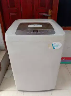 Jual mesin cuci Samsung 8kg,mesin halus,body mulus,siap pakai,orisinil