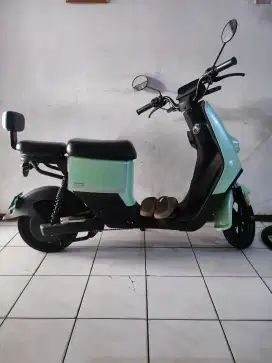 Sepeda Listrik Viar Caraka 2 Baterai Bagus