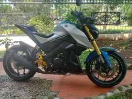 Yamaha Xabre 150 Biru silver