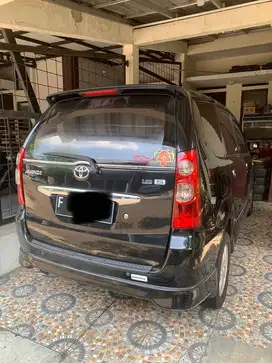 Toyota Avanza 2010 Bensin