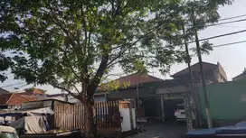 Rumah Komersial Cocok Untuk Usaha Di Sam Ratulangi Pusat Kota Surabaya